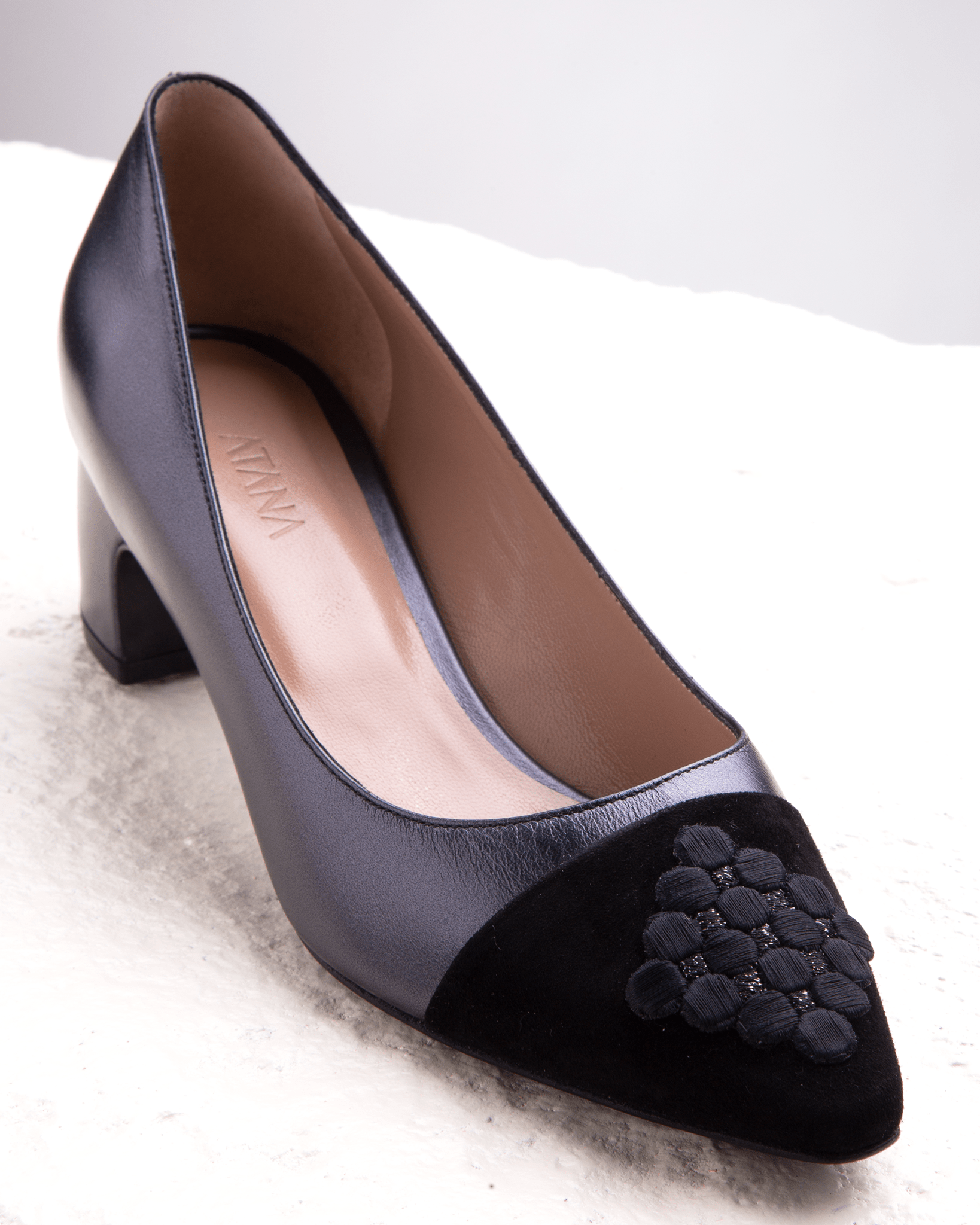 Fiorellini Brooch Pump 45 Black - HOUSE OF ATANA