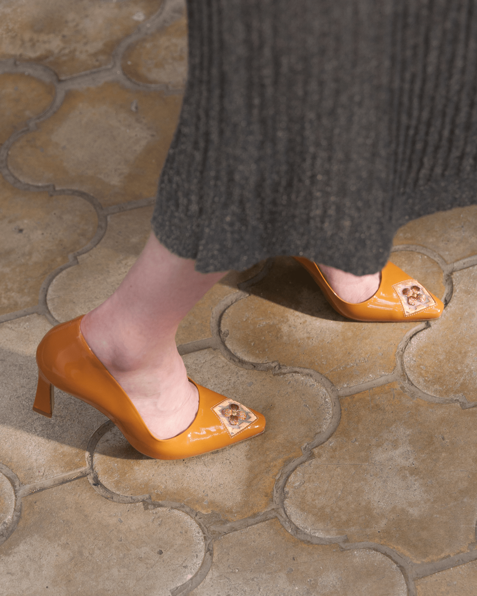 Fiorellini Pump in Semi - Patent Leather 85 Peru Brown - HOUSE OF ATANA