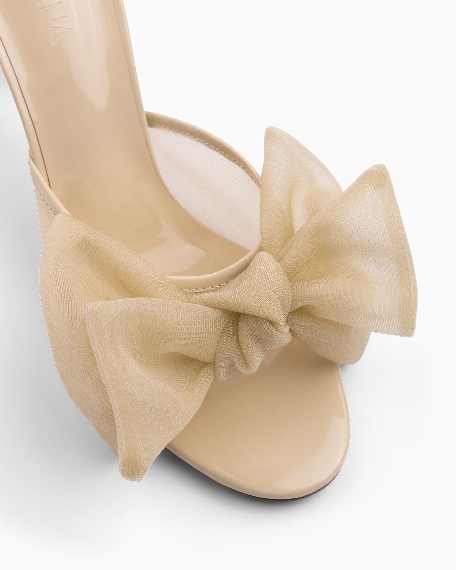 Bow Mule 85 Beige Patent - HOUSE OF ATANA