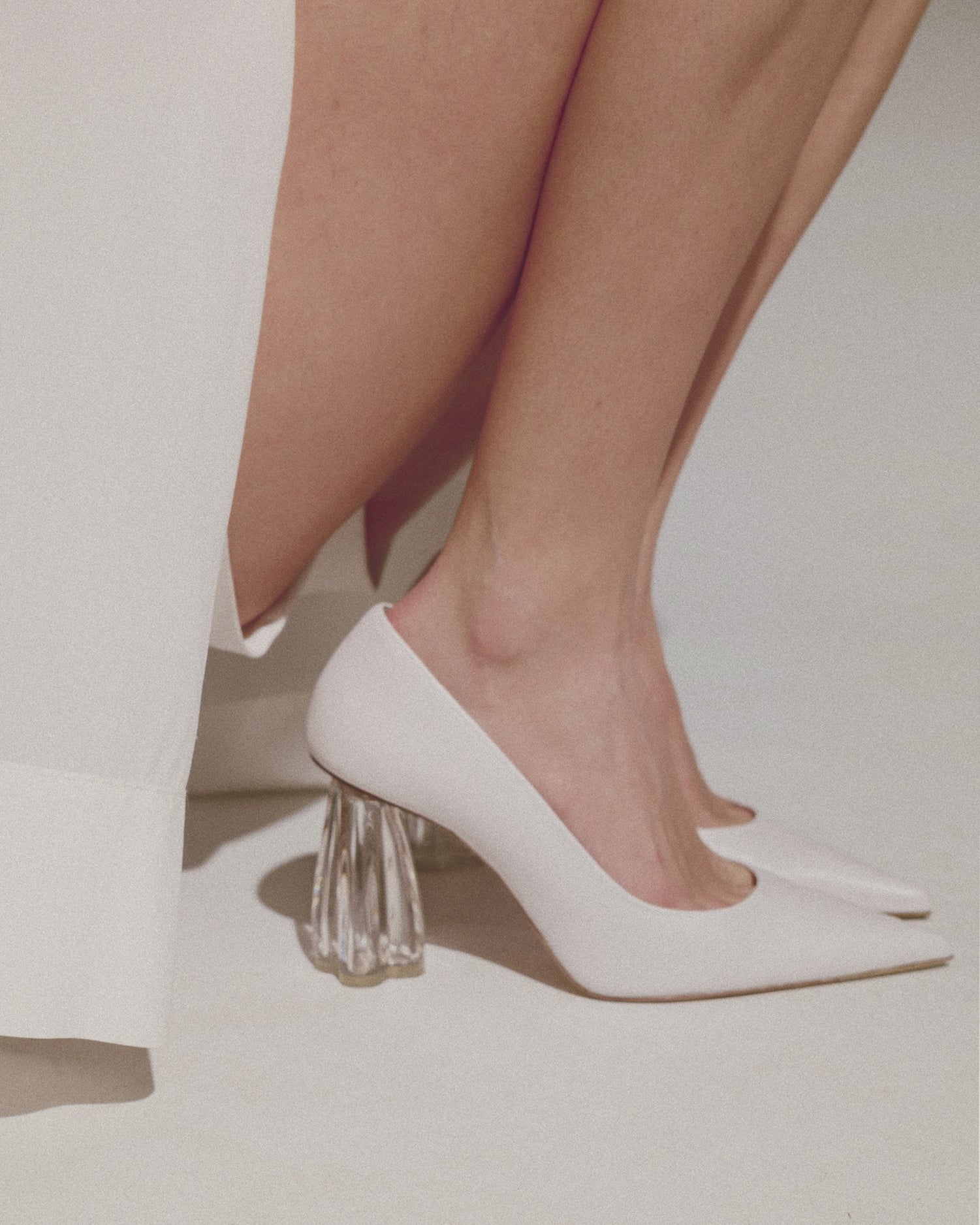 Fiorellini Glass Pump 90 White - HOUSE OF ATANA