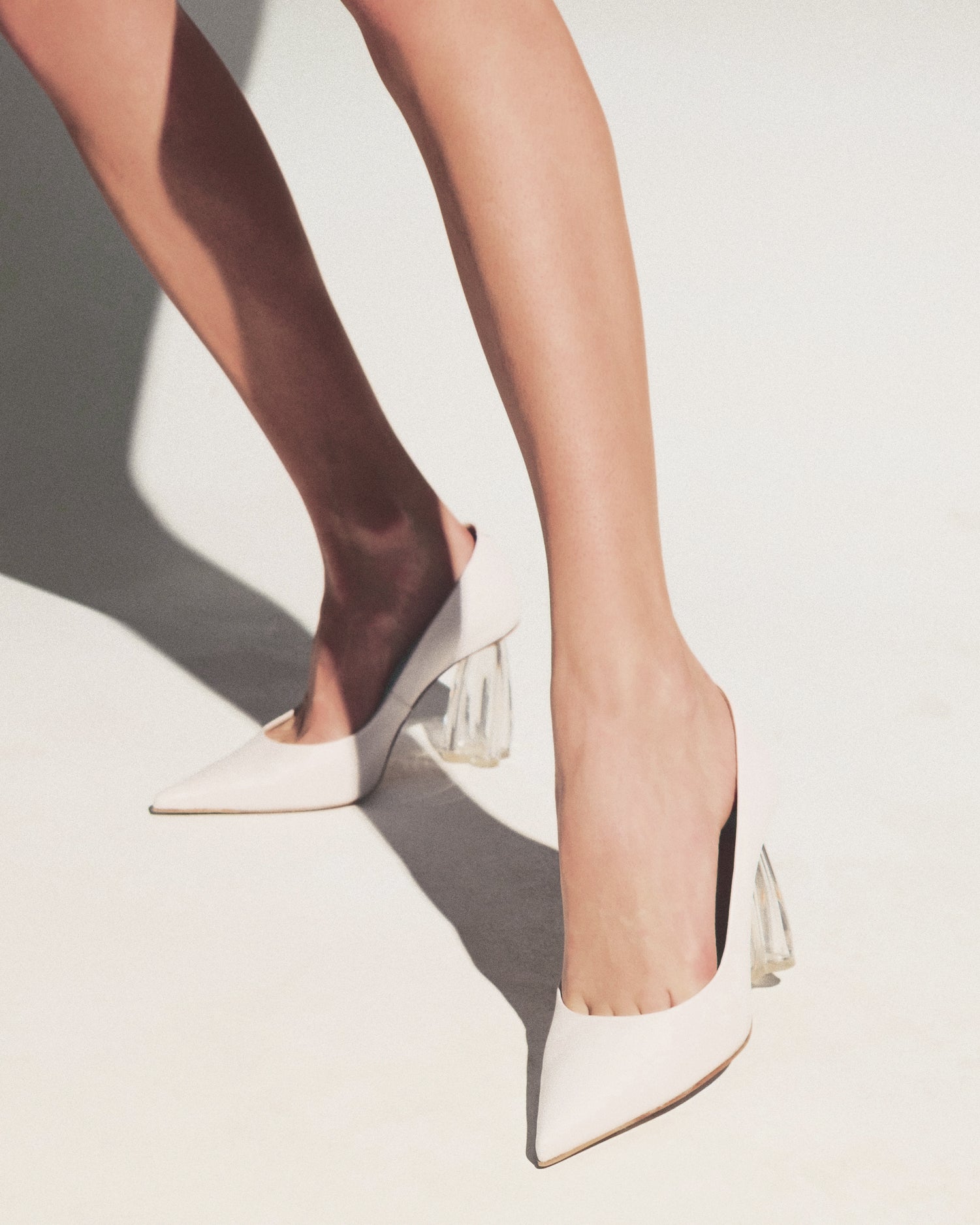 Fiorellini Glass Pump 90 White - HOUSE OF ATANA