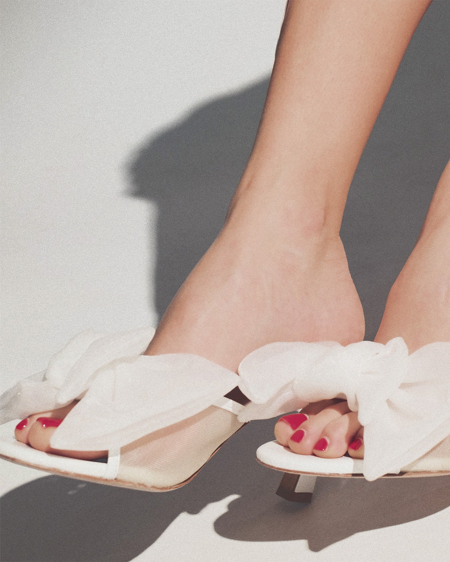 Bow Mule 85 White Patent - HOUSE OF ATANA