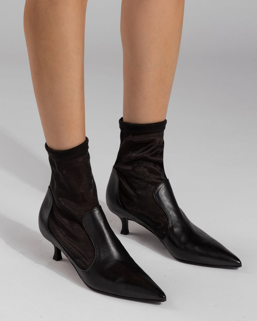Anna Boot 45 Black Leather - HOUSE OF ATANA
