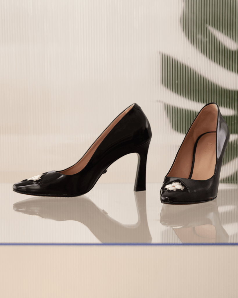 Fiorellini Pump in Semi - Patent Leather 85 Black - HOUSE OF ATANA