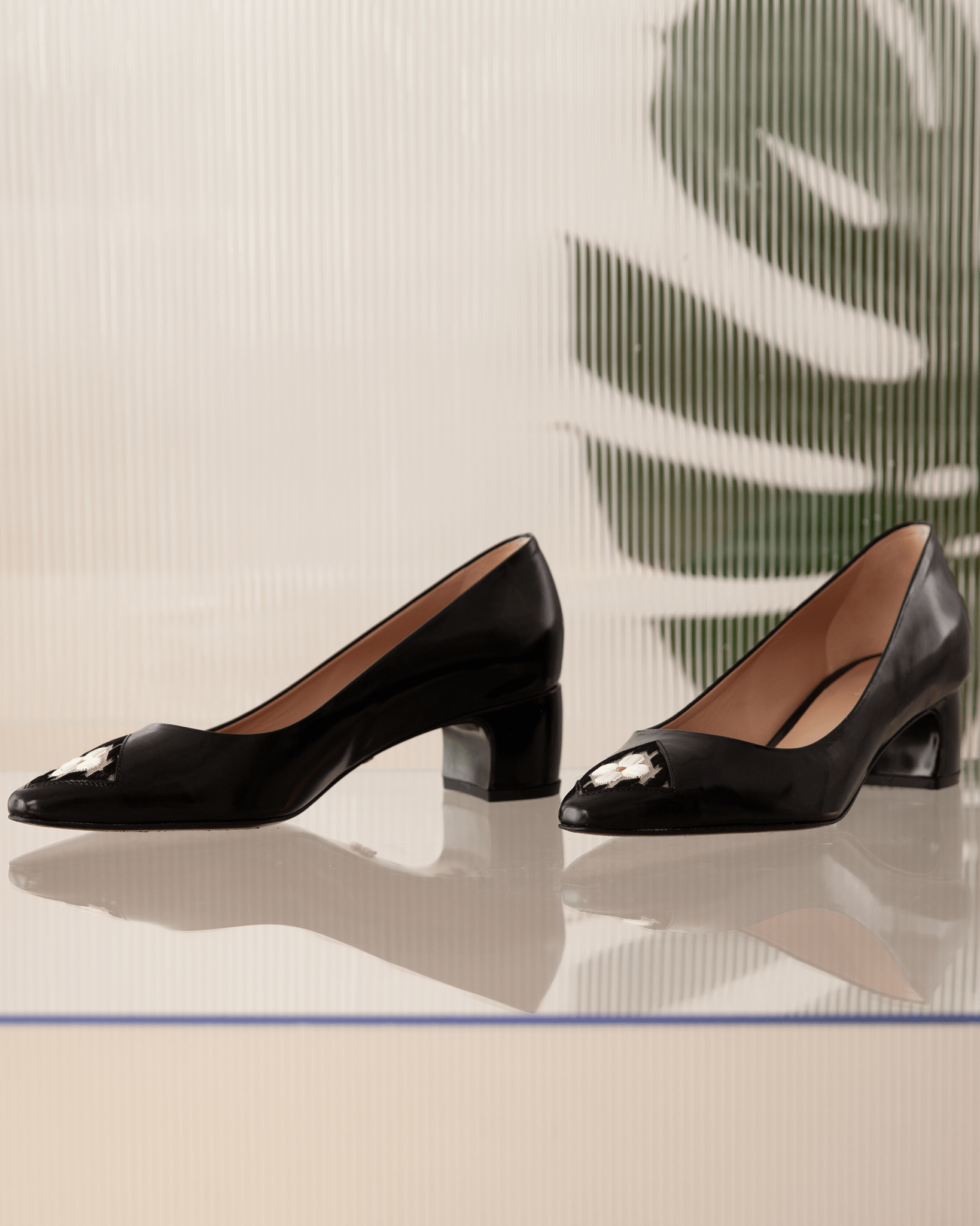 Fiorellini Pump Leather 45 Black - HOUSE OF ATANA