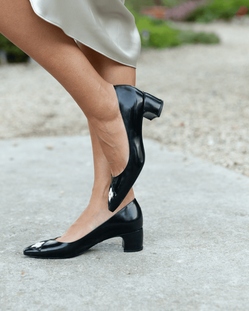 Fiorellini Pump Leather 45 Black - HOUSE OF ATANA