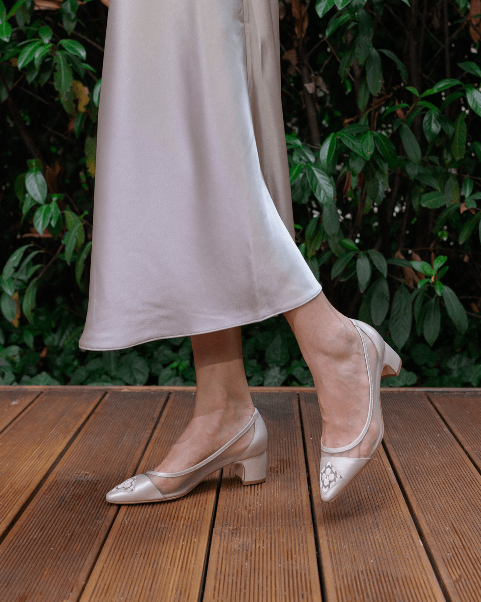 Fiorellini Pump Mesh 45 White Smoke - HOUSE OF ATANA