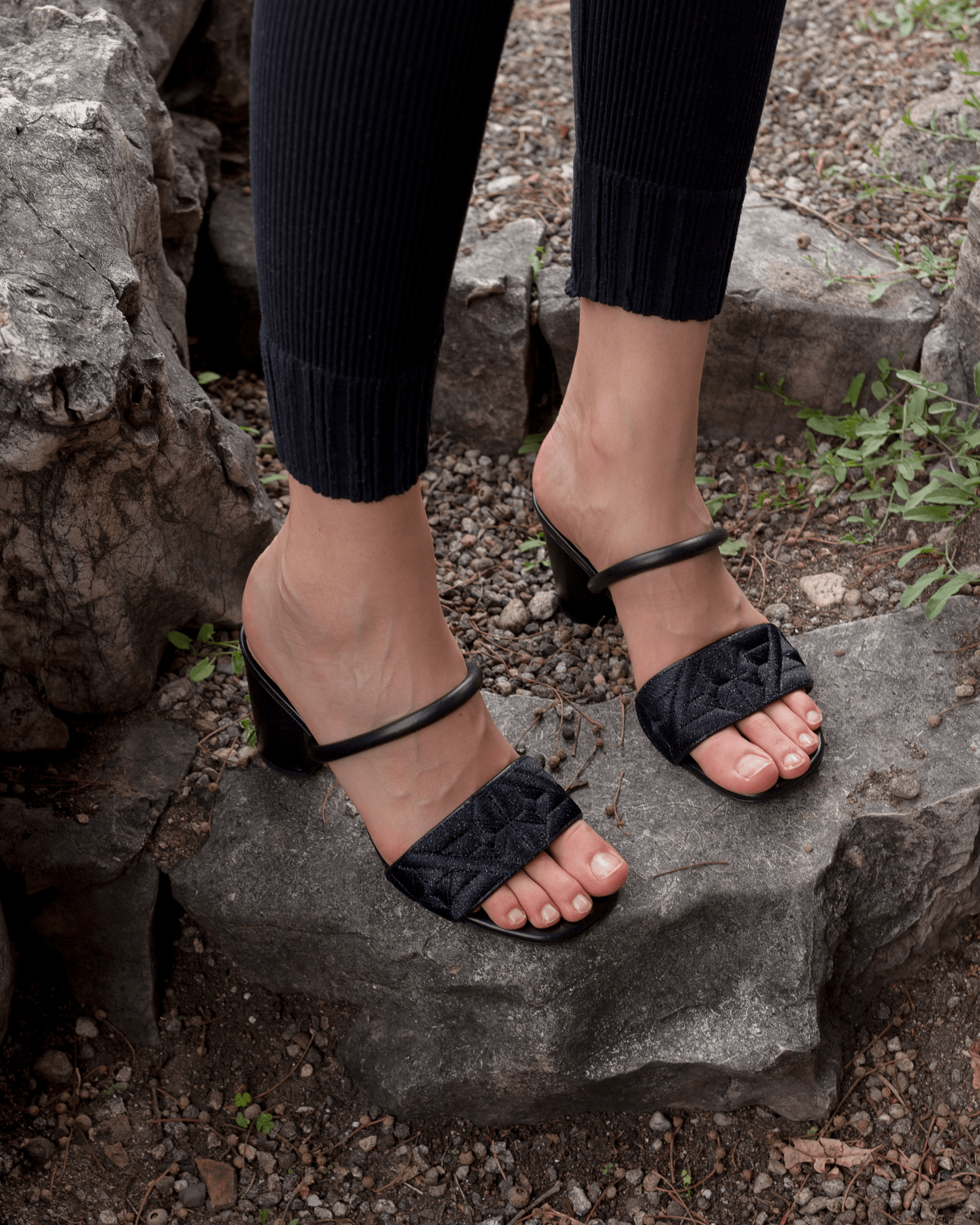 Full Fibre Mule 75 Black - HOUSE OF ATANA