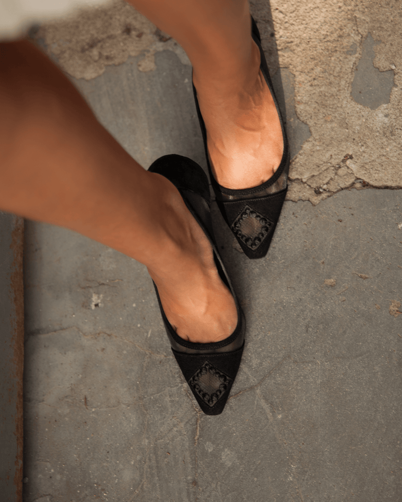 Pearls Pump Mesh 85 Black - HOUSE OF ATANA